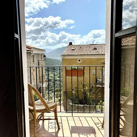 Ξενοδοχείο Restaurant U Santa Maria 2*