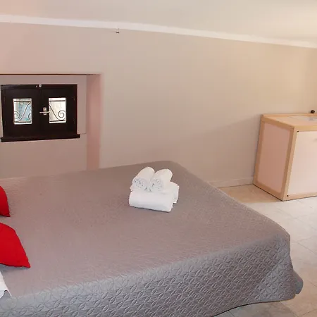 Hotell Restaurant U Santa Maria Olmeto (Corsica)