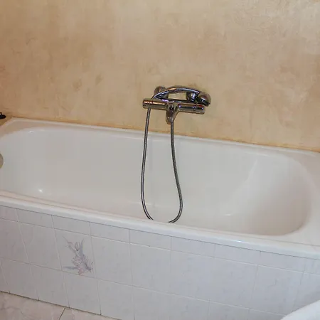 Hotel Restaurant U Santa Maria 2*