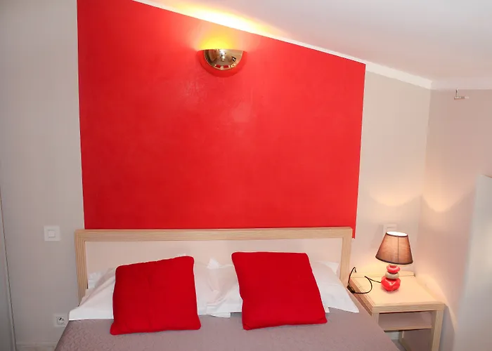 Restaurant U Santa Maria Hotell Olmeto (Corsica)