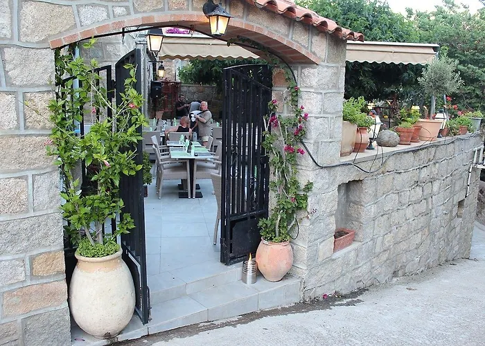 Hotell Restaurant U Santa Maria